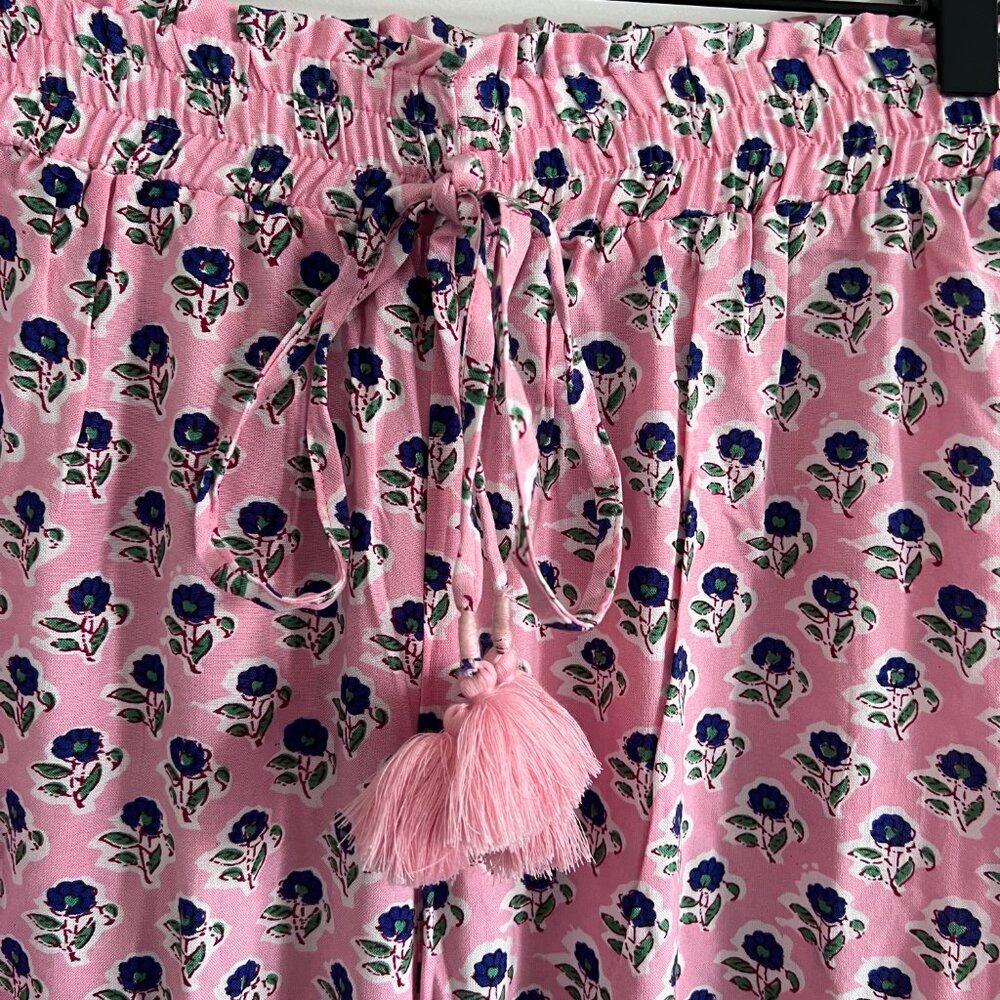 NWT Mary Marshmallow Printed Flowy Wide Leg Pant - Picture 3 of 5